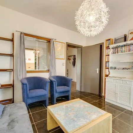 Vakantiehuis Inviting In Hildfeld Near Slopes Winterberg